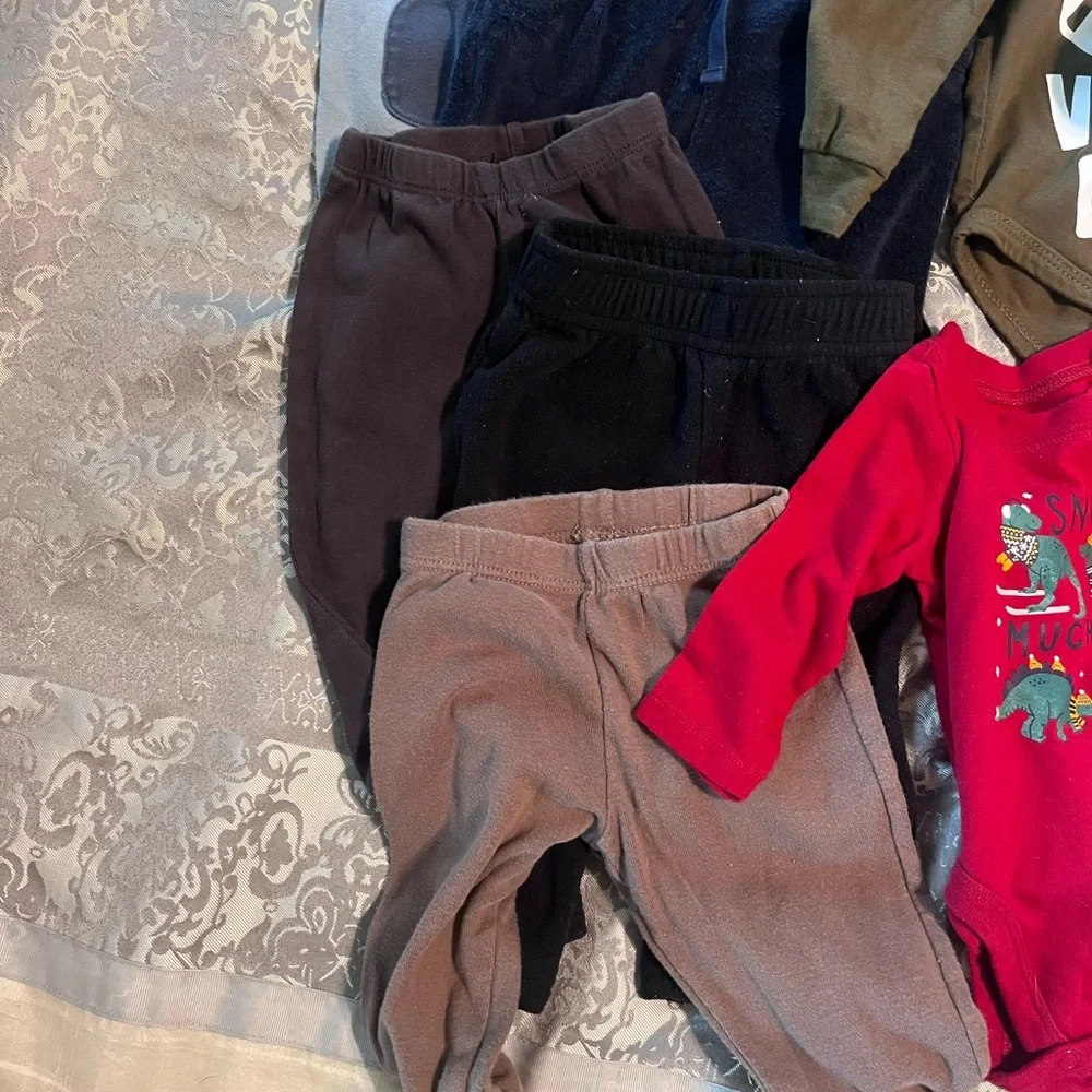 20pc Baby 0-3M Clothing Bundle - Picture 3 of 7